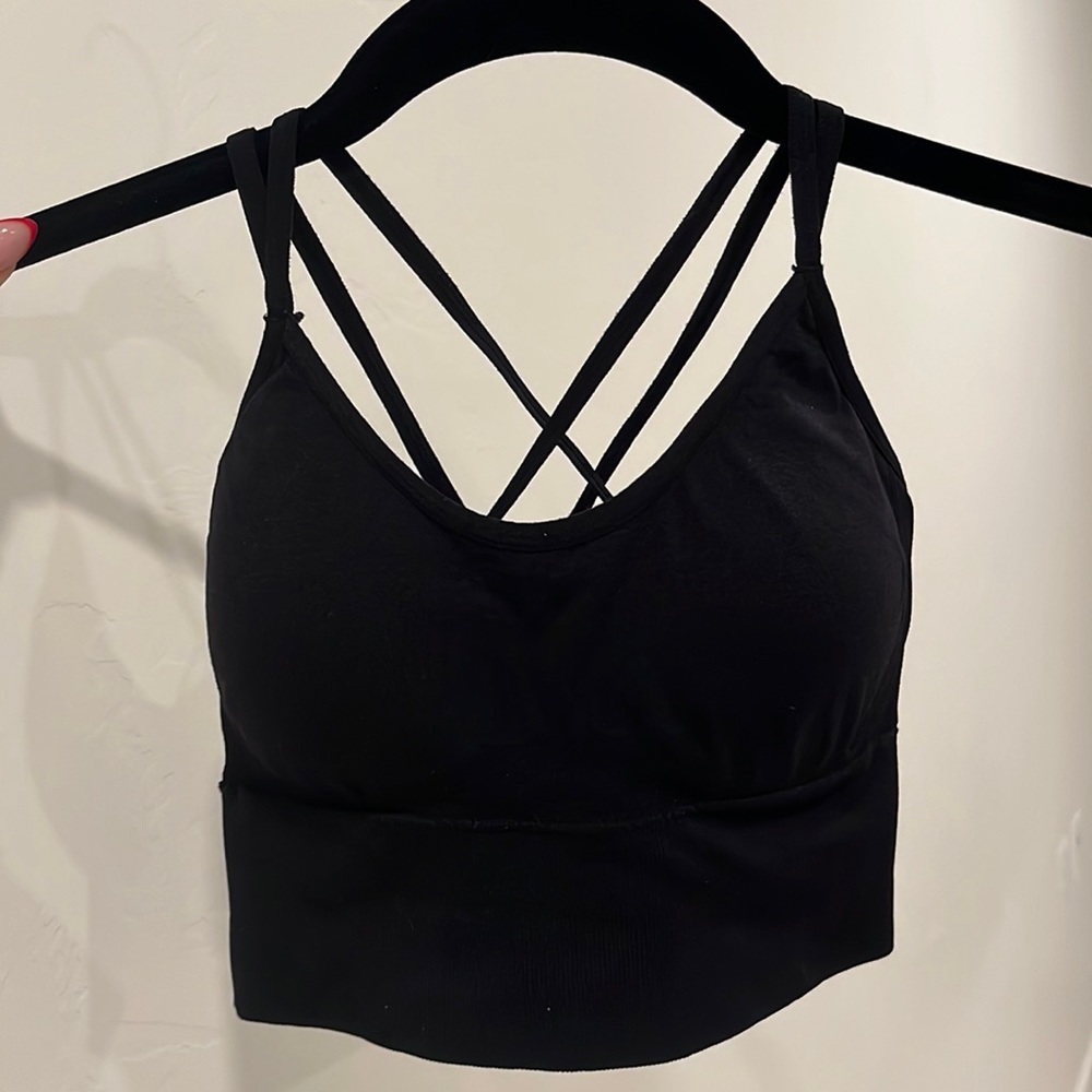 Navigation sports bra in black